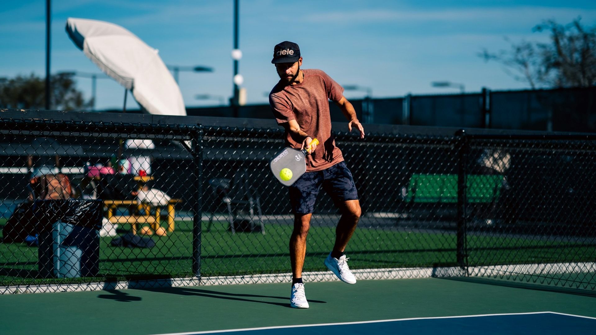 How much do pro pickleball players make?